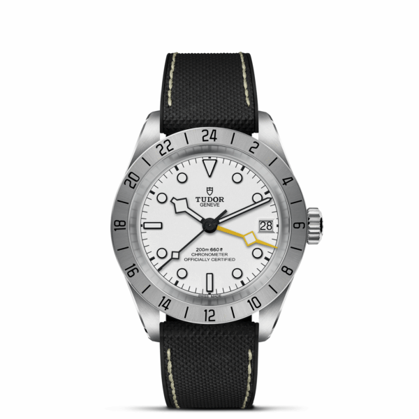 TUDOR Black Bay Pro Boîtier en acier 39 mm Cadran Opalin Bracelet hybride caoutchouc et cuir
