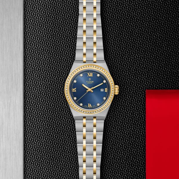 TUDOR Royal Boîtier en acier 28 mm Lunette en or jaune sertie de 60 diamants Cadran serti de diamants – Image 4