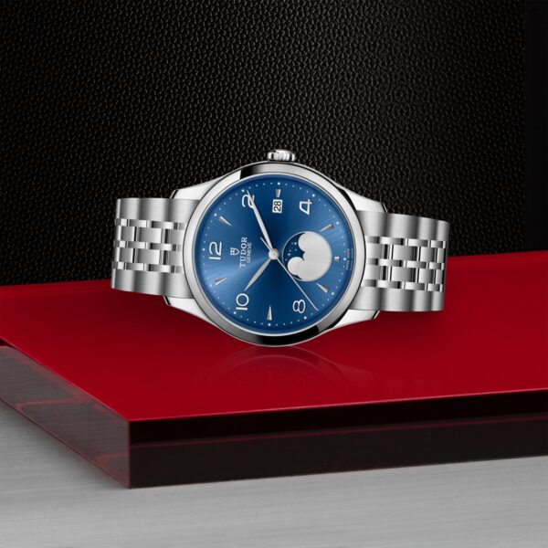 TUDOR 1926 Luna Boîtier en acier 39 mm Indicateur des phases de la lune Bracelet en acier Cadran bleu satiné – Image 3