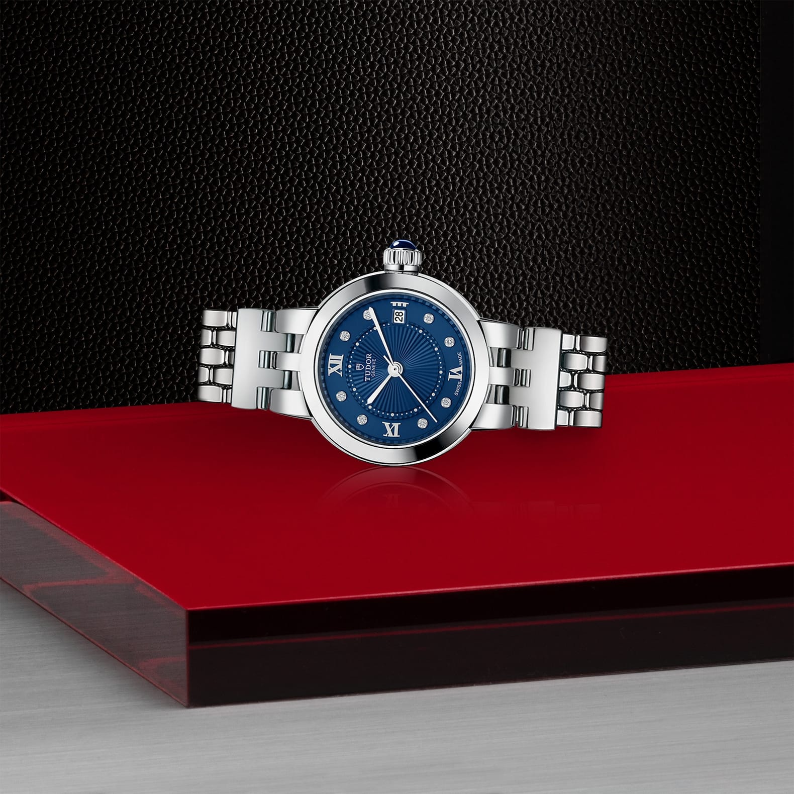 TUDOR Clair de Rose Boîtier en acier 26 mm Bracelet en acier Cadran Bleu serti de diamants – Image 4