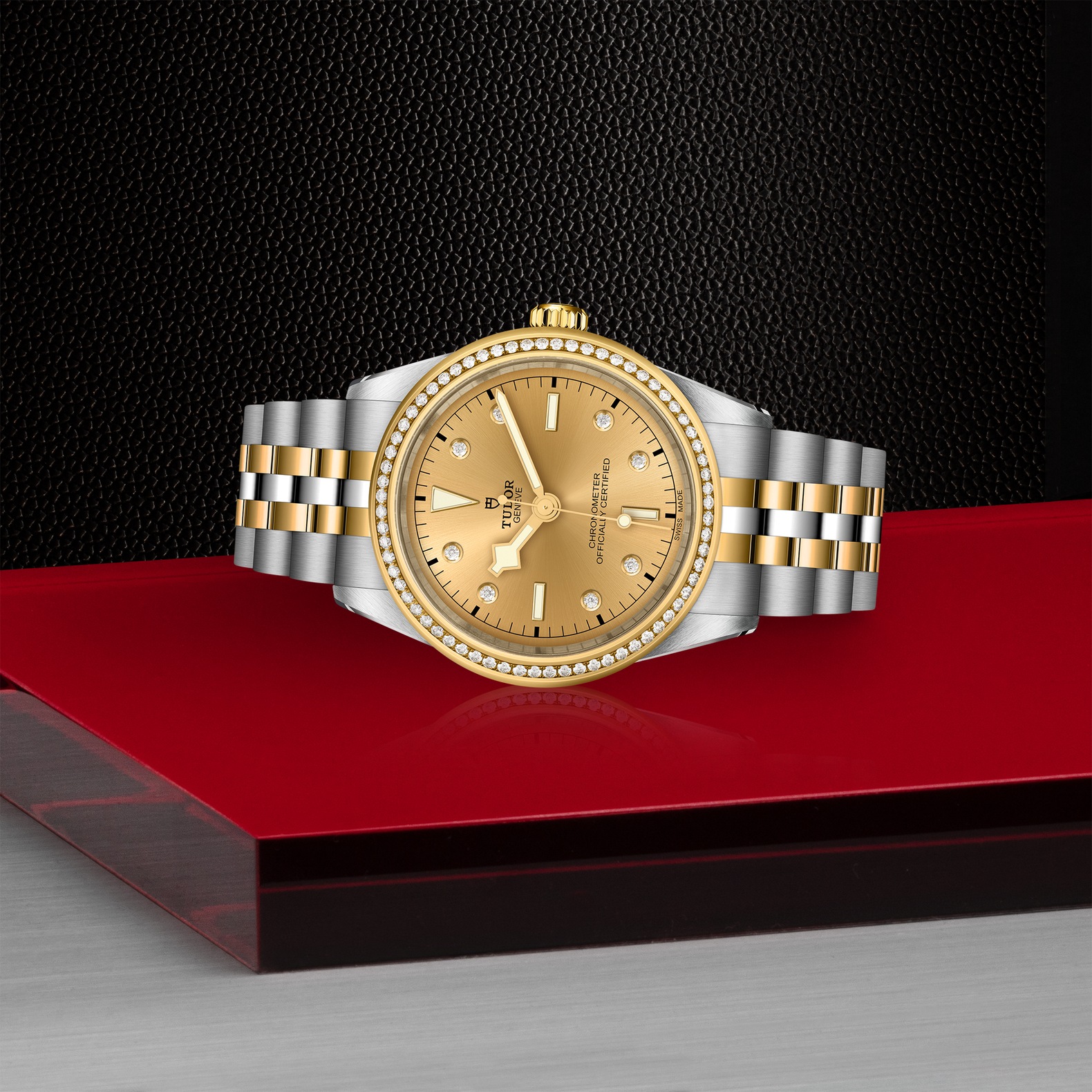 TUDOR Black Bay 39 S&G Boîtier en acier 39 mm Bracelet en acier et or jaune Lunette sertie de diamants Cadran Champagne avec index diamants – Image 3