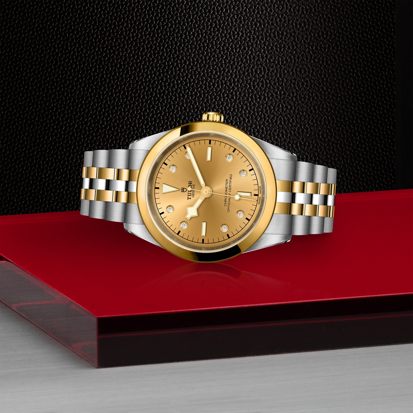 TUDOR Black Bay 41 S&G Boîtier en acier 41 mm Bracelet en acier et or jaune Cadran Champagne avec index diamants – Image 3