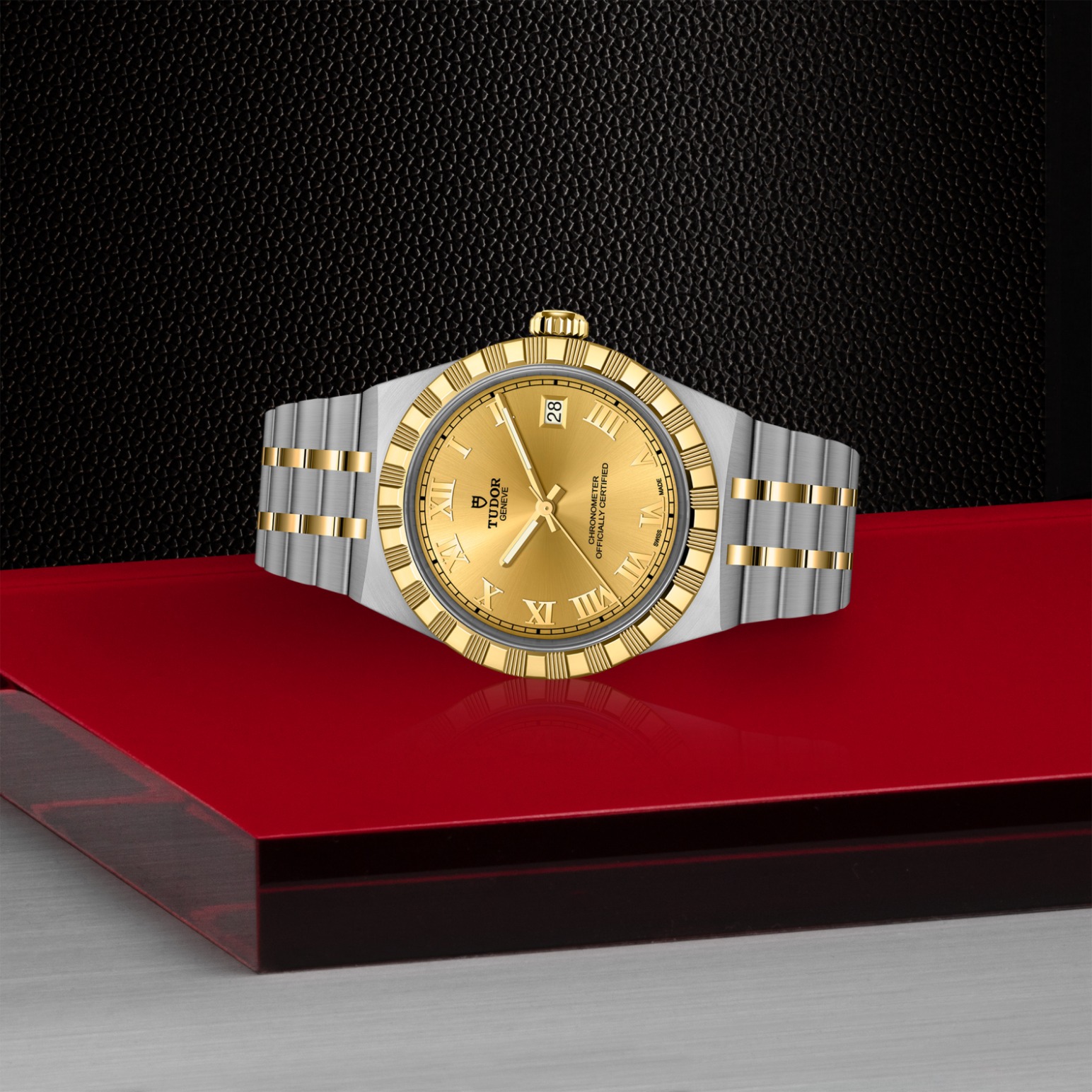 TUDOR Royal Boîtier en acier et or jaune 36 mm Bracelet en acier et or jaune Lunette en or jaune Cadran champagne – Image 4
