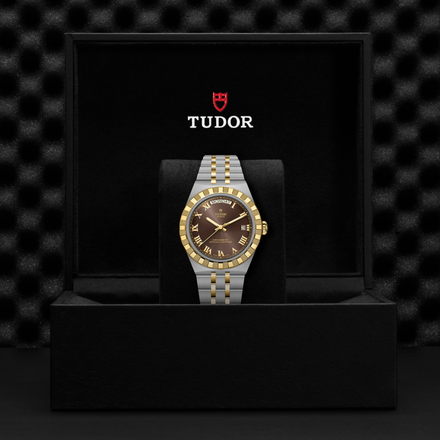 TUDOR Royal Boîtier en acier et or jaune 40 mm Bracelet en acier et or jaune Lunette en or jaune Cadran marron – Image 2